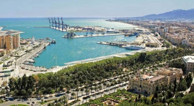 Apartamentos Vialia Sol Y Playa Málaga Buitenkant foto